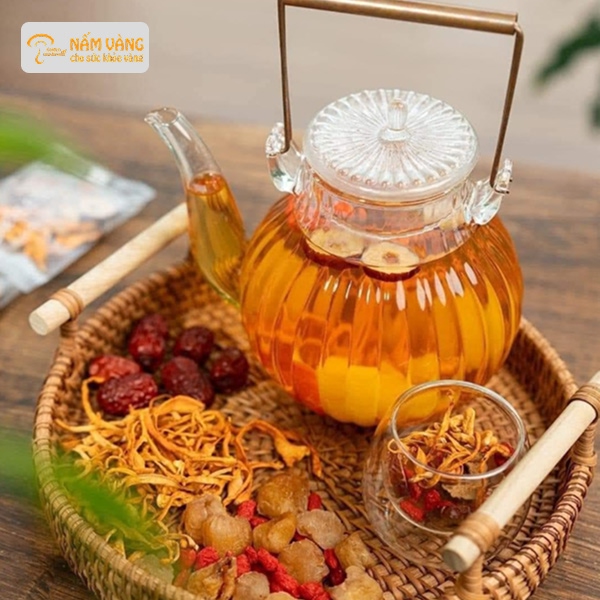 So sánh đông trùng hạ thảo tươi và sản phẩm sau cấp đông